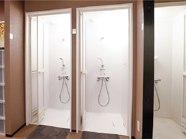 シャワールーム